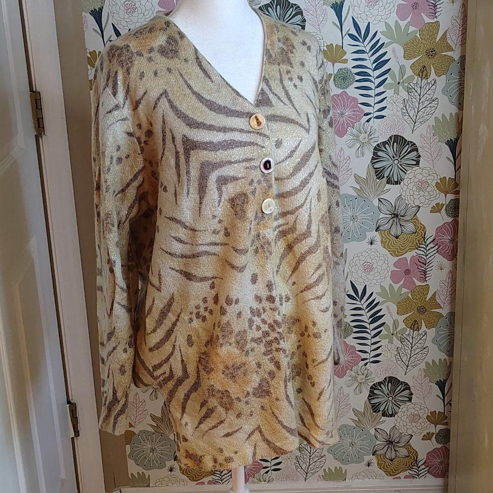 Chic Animal Print Cardigan in Cream and Brown